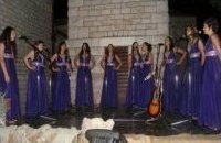 Let's sing to Cassian